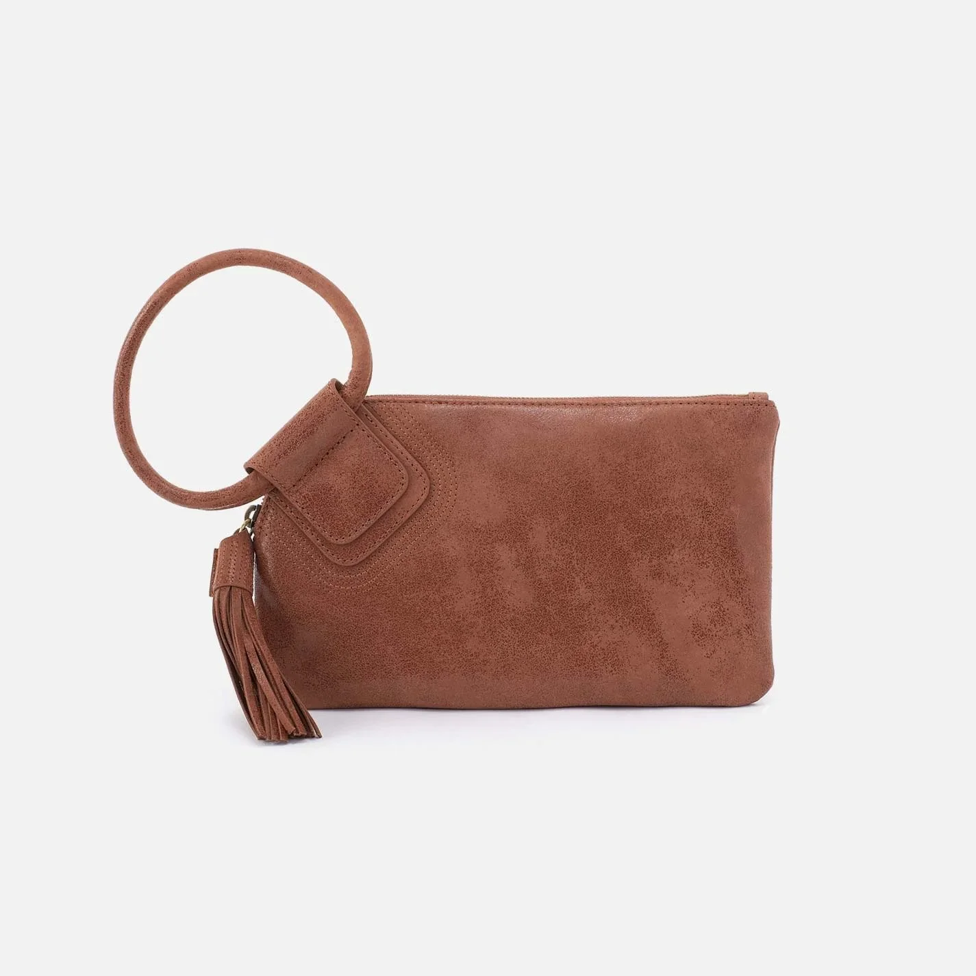 The sable wristlet by Hobo in burnished saddle leather