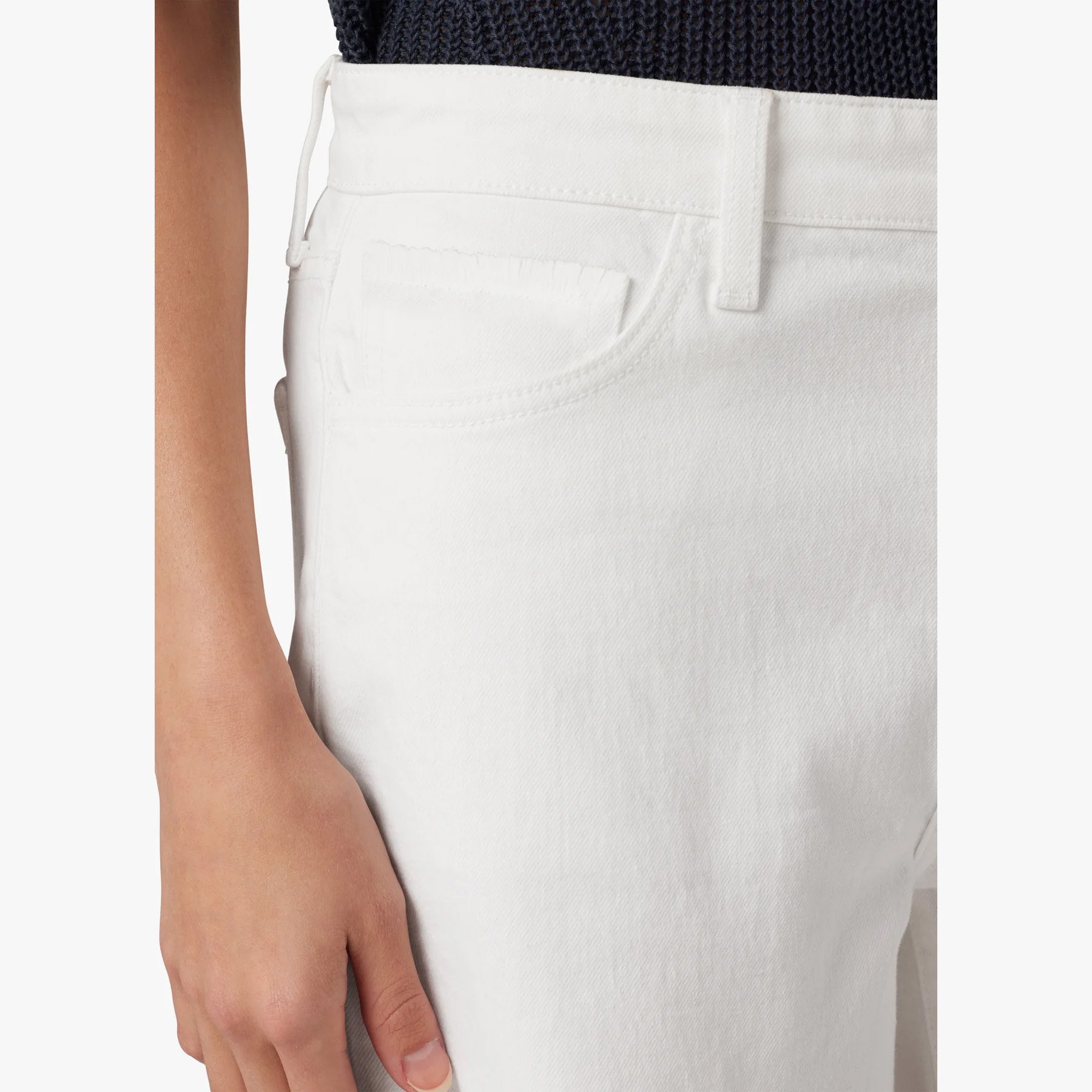 Joes-Jeans-jessie-relaxed-fray-hem-short-white-04.jpg