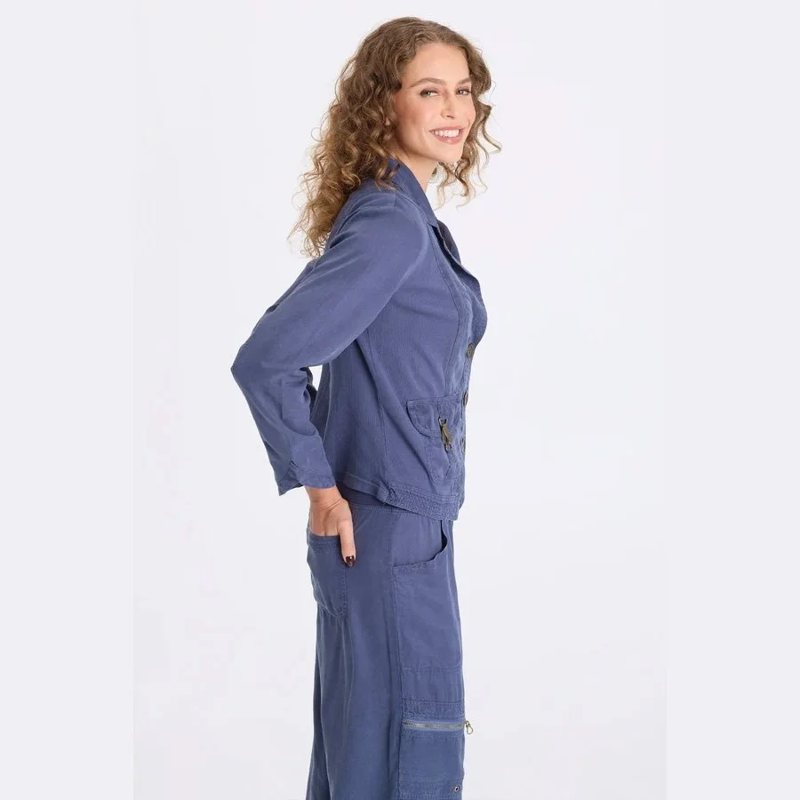 XCVI-eivor-soft-twill-jacket-bluestone-03.jpg
