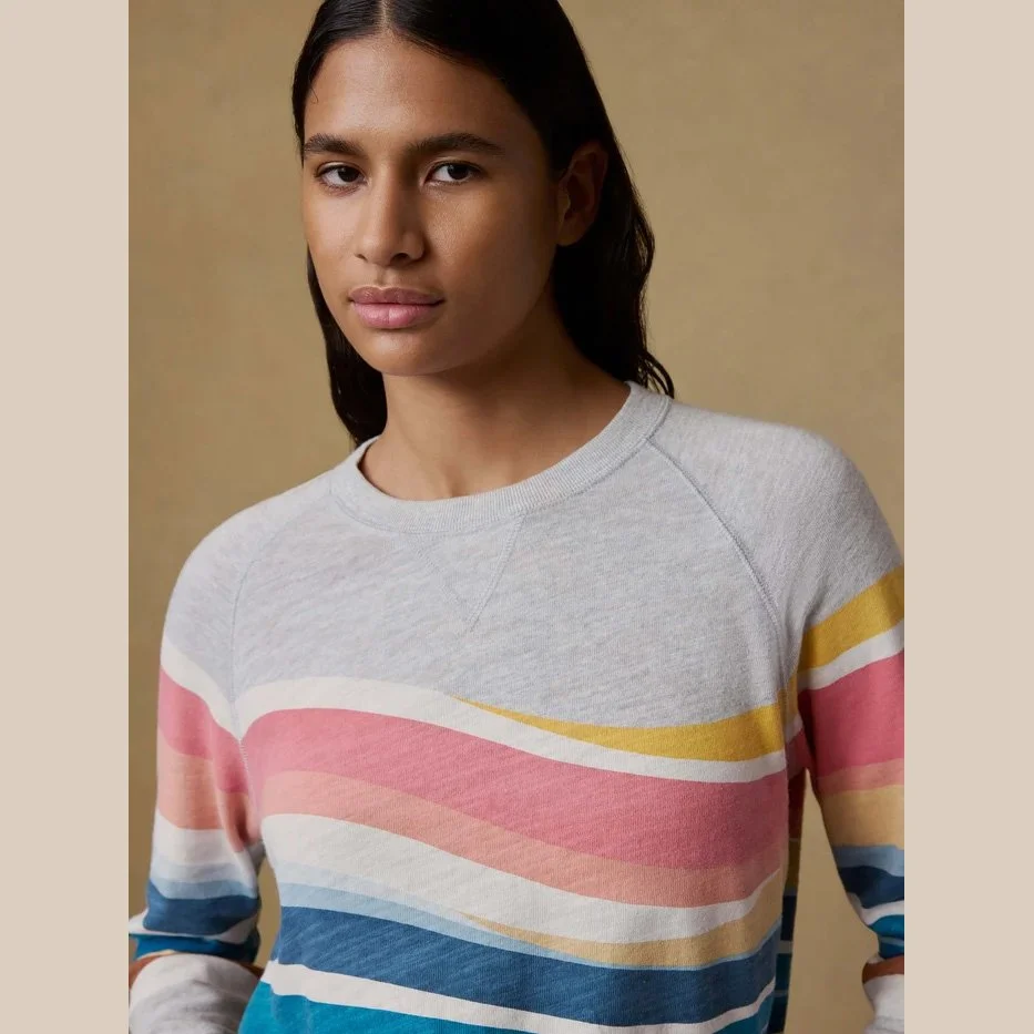 Faherty-sunwashed-slub-organic-crewneck-soleil-waves-05.jpg