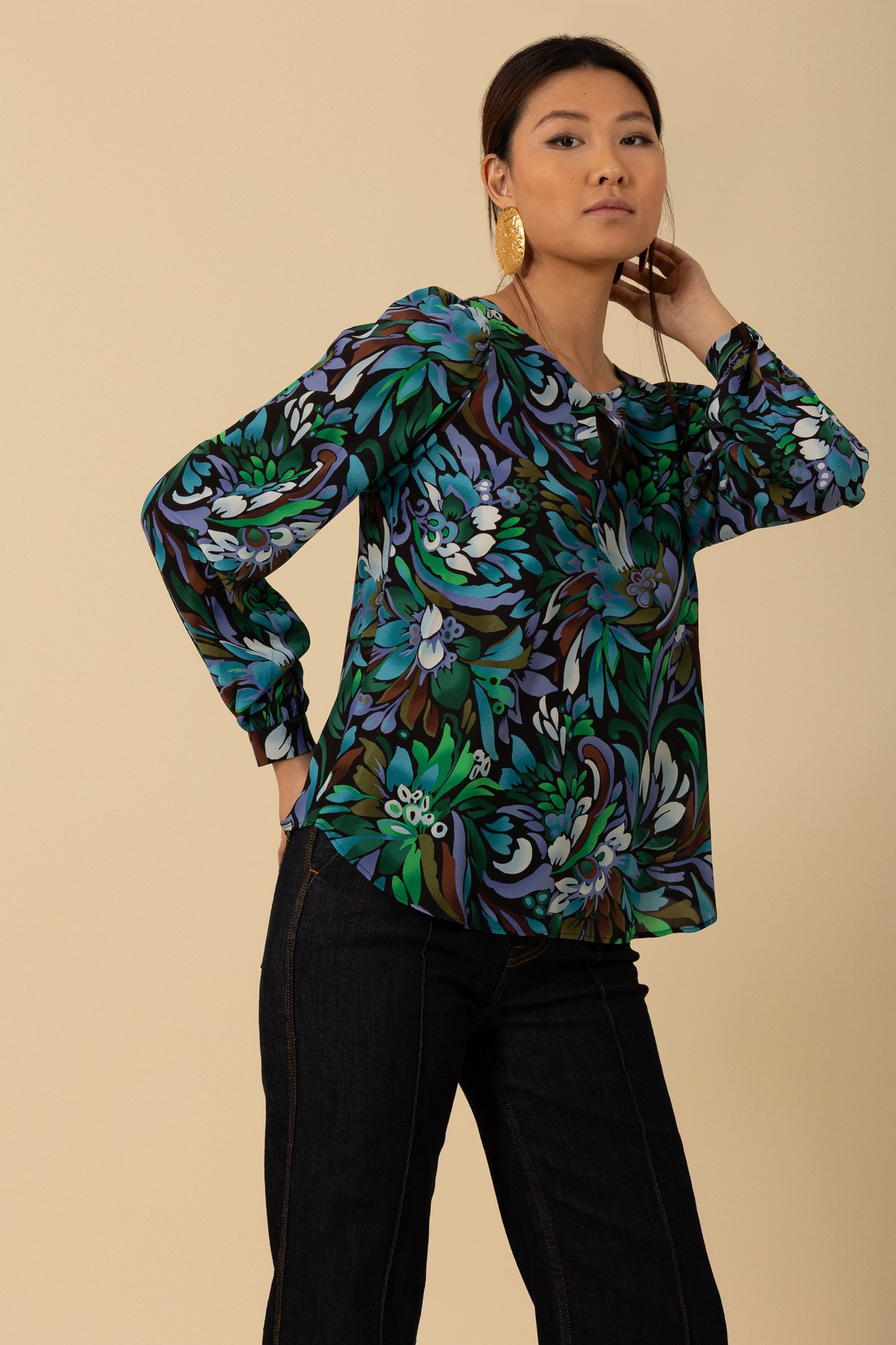 Hale-Bob-averia-long-sleeve-top-green-02.jpg