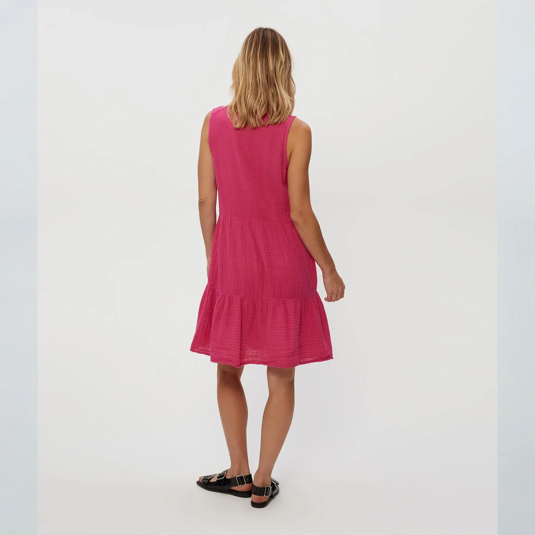Michael-Stars-daisy-gauze-dress-pitaya-04.jpg