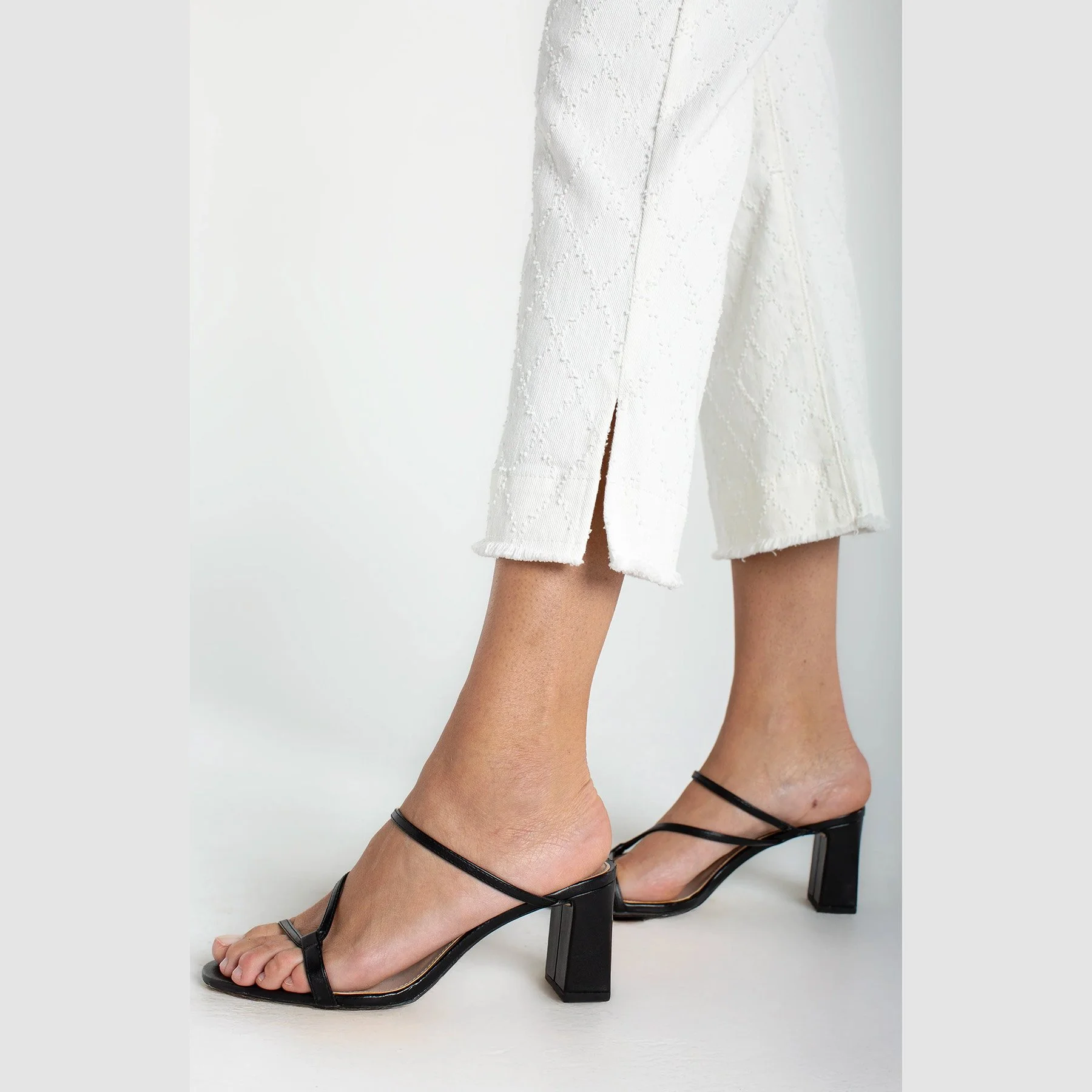 Liverpool-hannah-crop-flare-wide-hem-and-slit-white-diamond-05.jpg