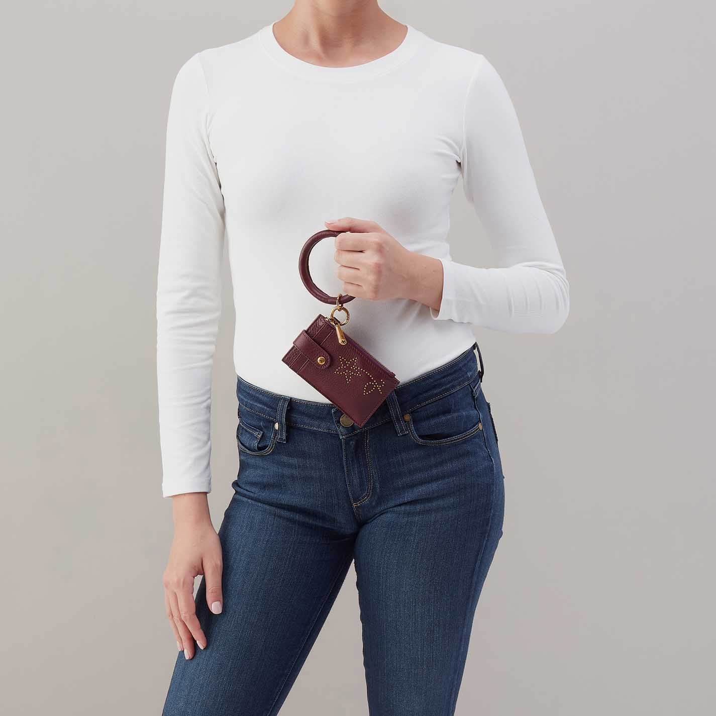 Hobo-Handbags-ring-credit-card-wristlet-mulberry-glaze-02.jpg