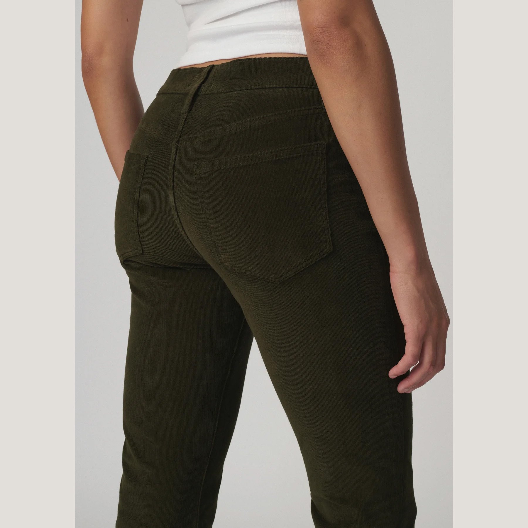 Joes-Jeans-corduroy-inez-olive-06.jpg