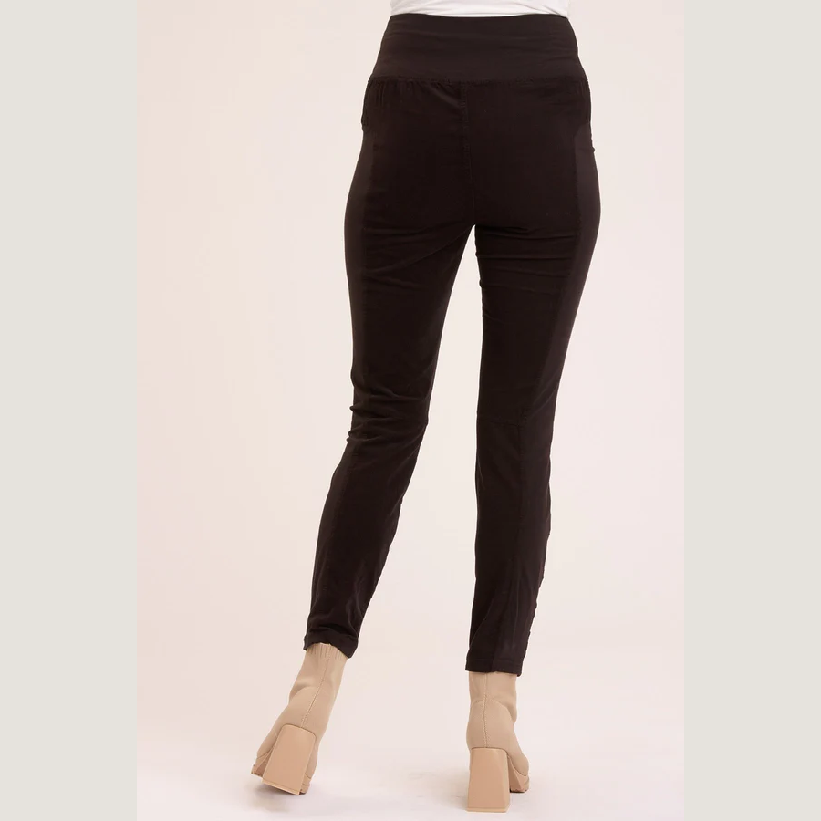 Wearables-cord-penny-legging-black-03.png