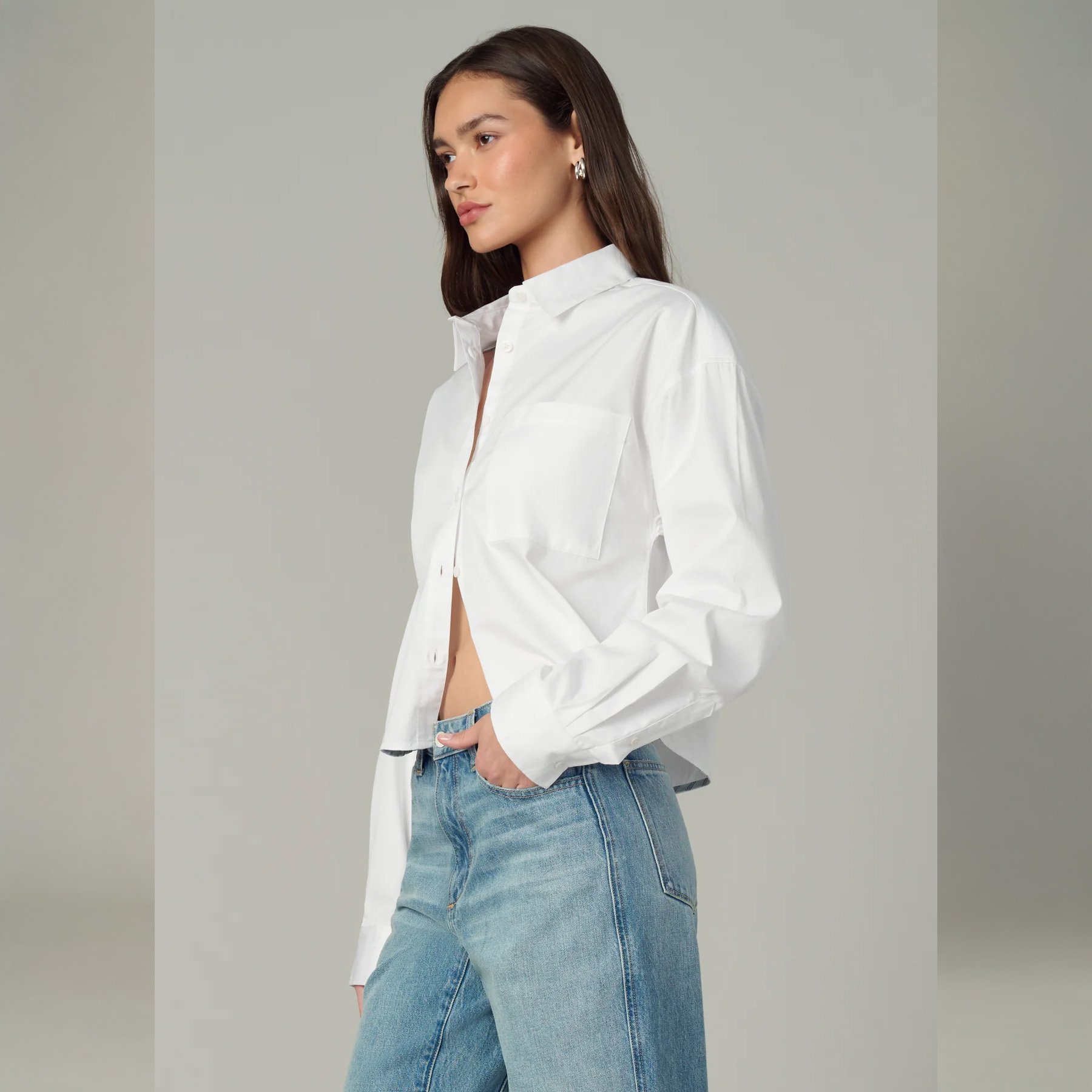 Joes-Jeans-cropped-boyfriend-button-down-white-03.jpg