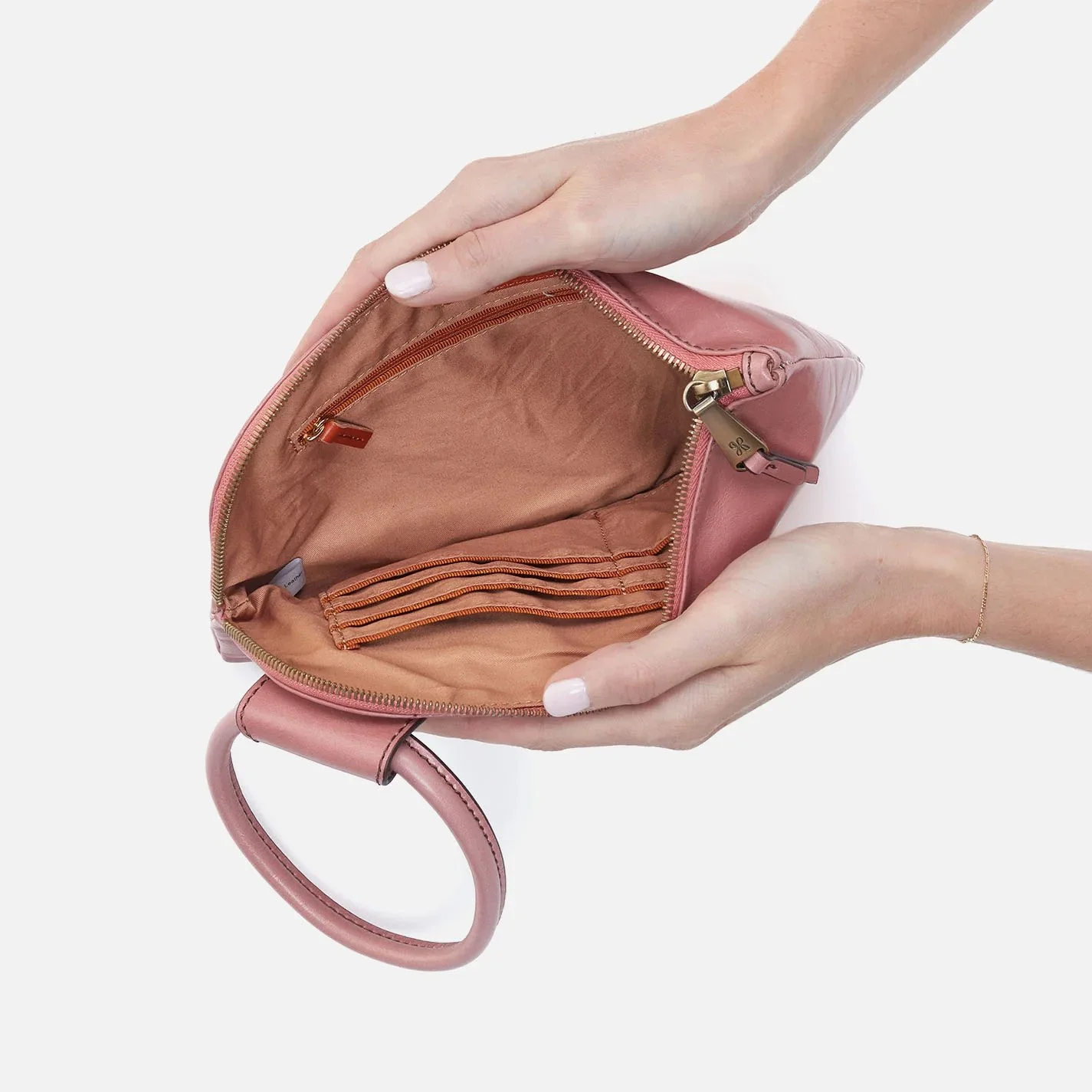 Hobo-sable-wristlet-rose-03.jpg