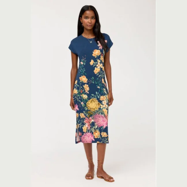 Johnny-Was-janie-favorite-keyhole-tee-dress-ballardi-scarf-01.jpg