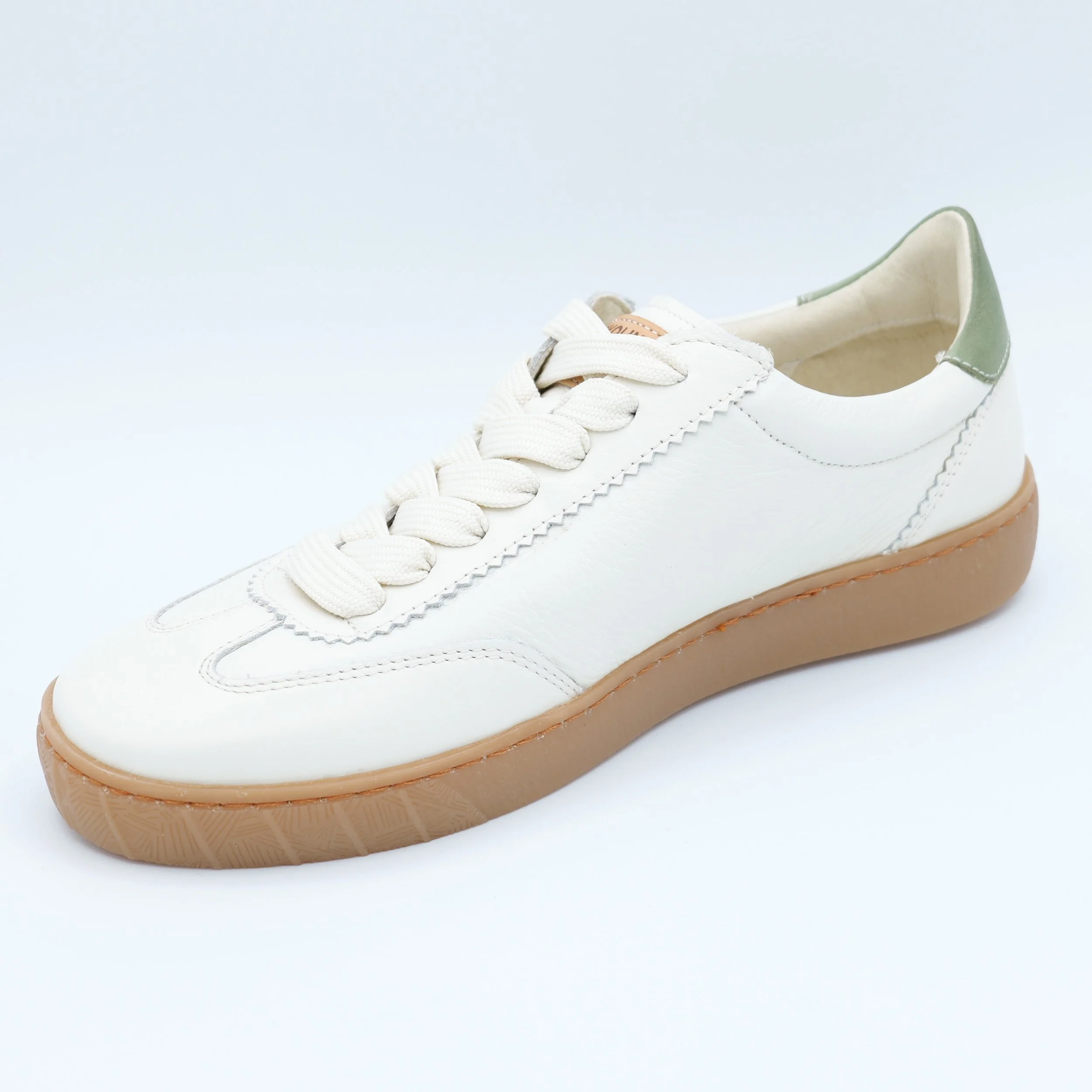 The lanzarote sneaker by Pikolinos in off-white leather