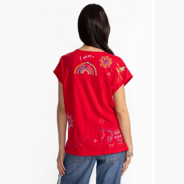 Easy paneled v-neck tee by Johnny Was in racing red color