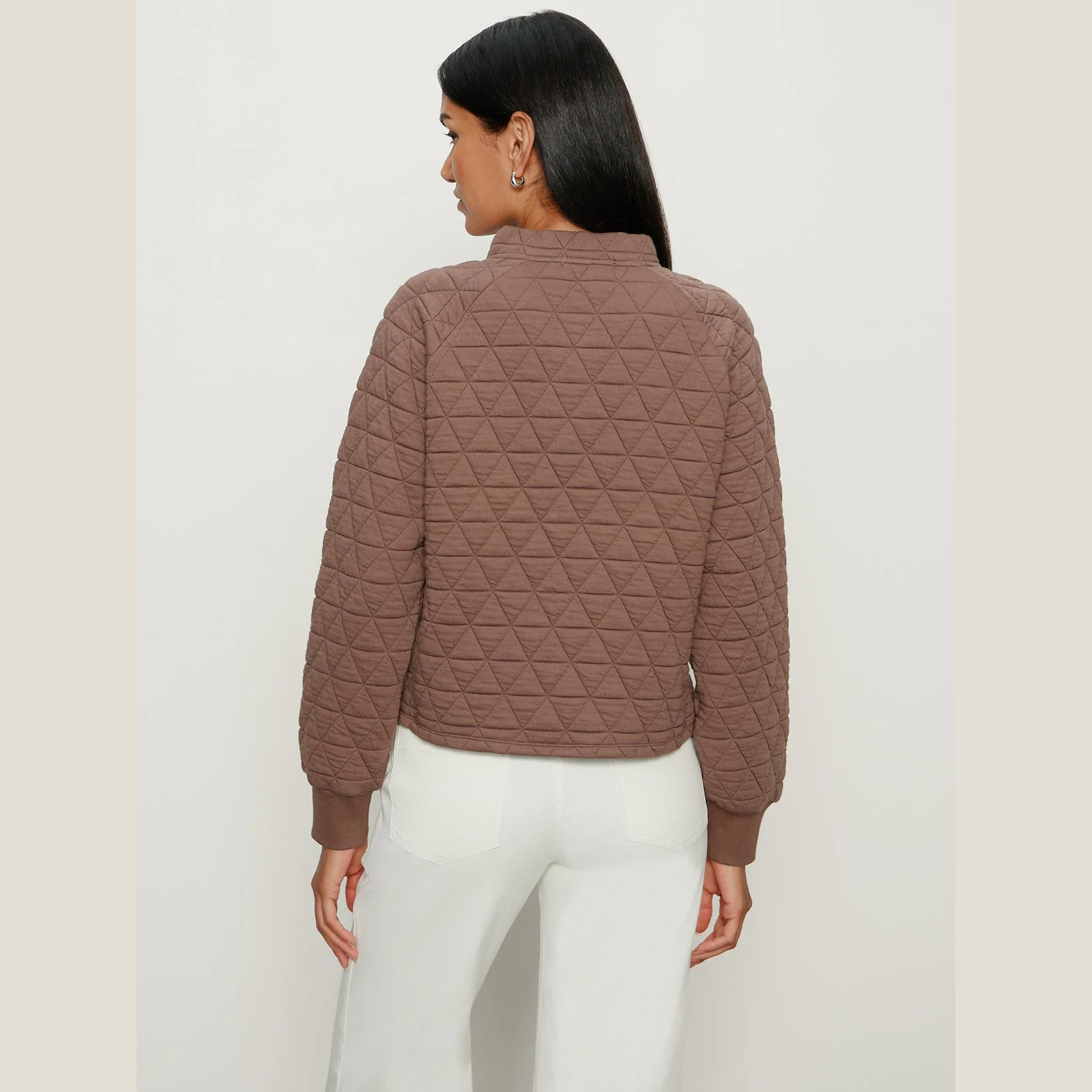 Sanctuary-quilted-button-popover-morel-06.png