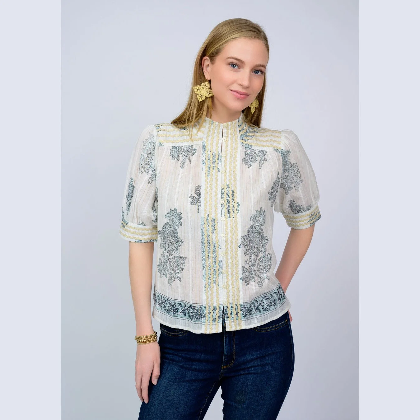 The metallic trim paisley top by Ivy Jane in ivory
