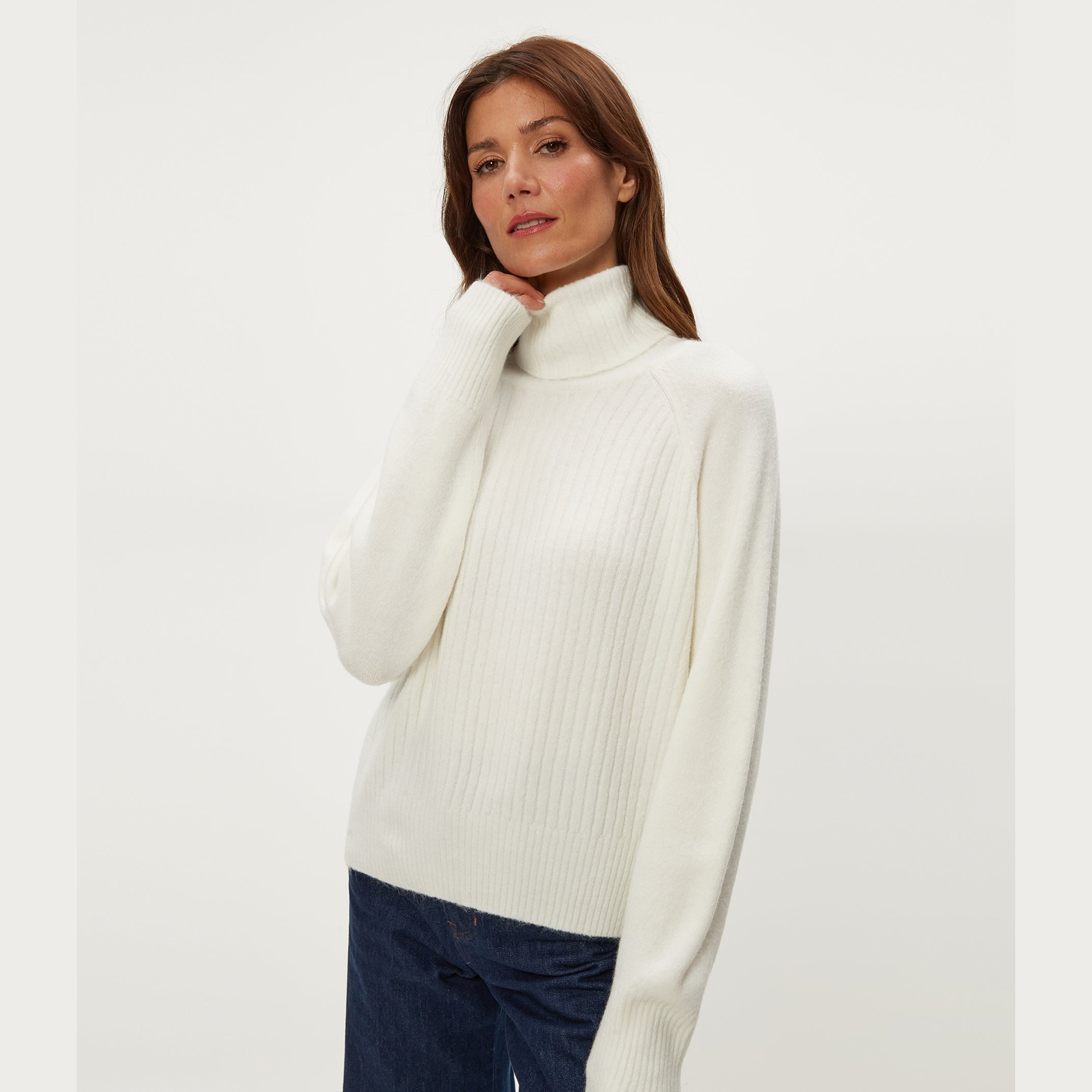 Michael-Stars-storm-turtleneck-sweater-ivory-03.png