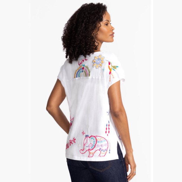 The easy paneled v-neck tee by Johnny Was in white