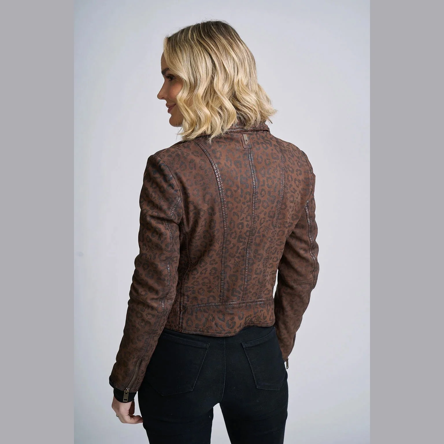 Mauritius-nyxa-rf-suede-jacket-with-animal-print-whiskey-05.jpg