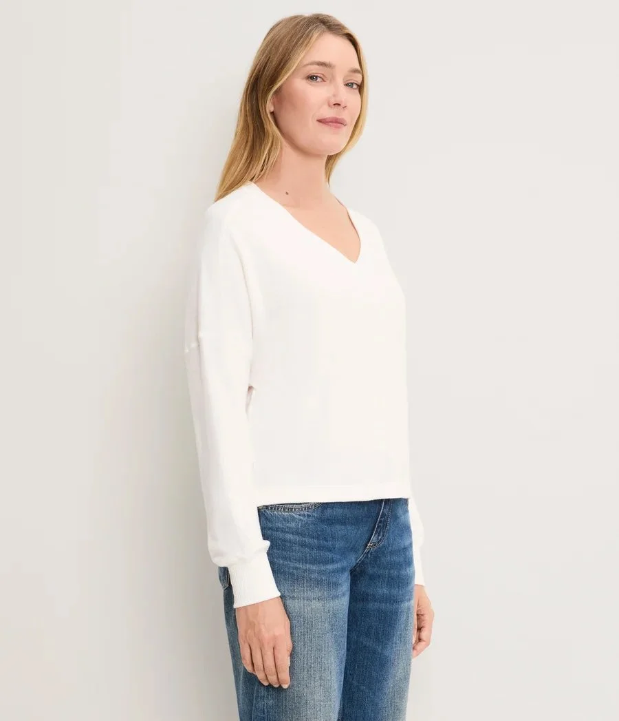 Michael-Stars-vic-relaxed-vneck-pullover-coconut-milk-03.jpg