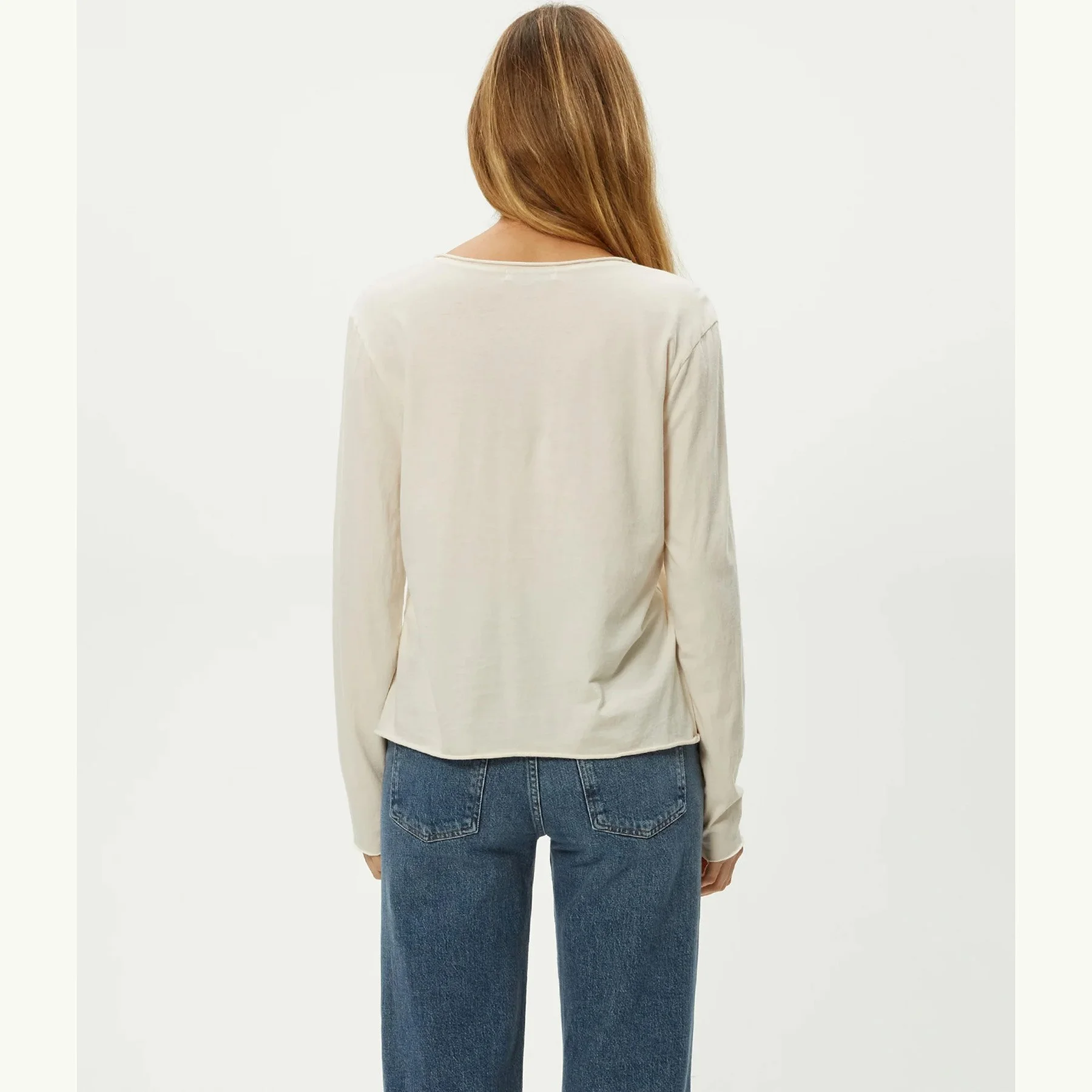 Michael-Stars-kailee-vneck-long-sleeve-tee-chalk-03.jpg