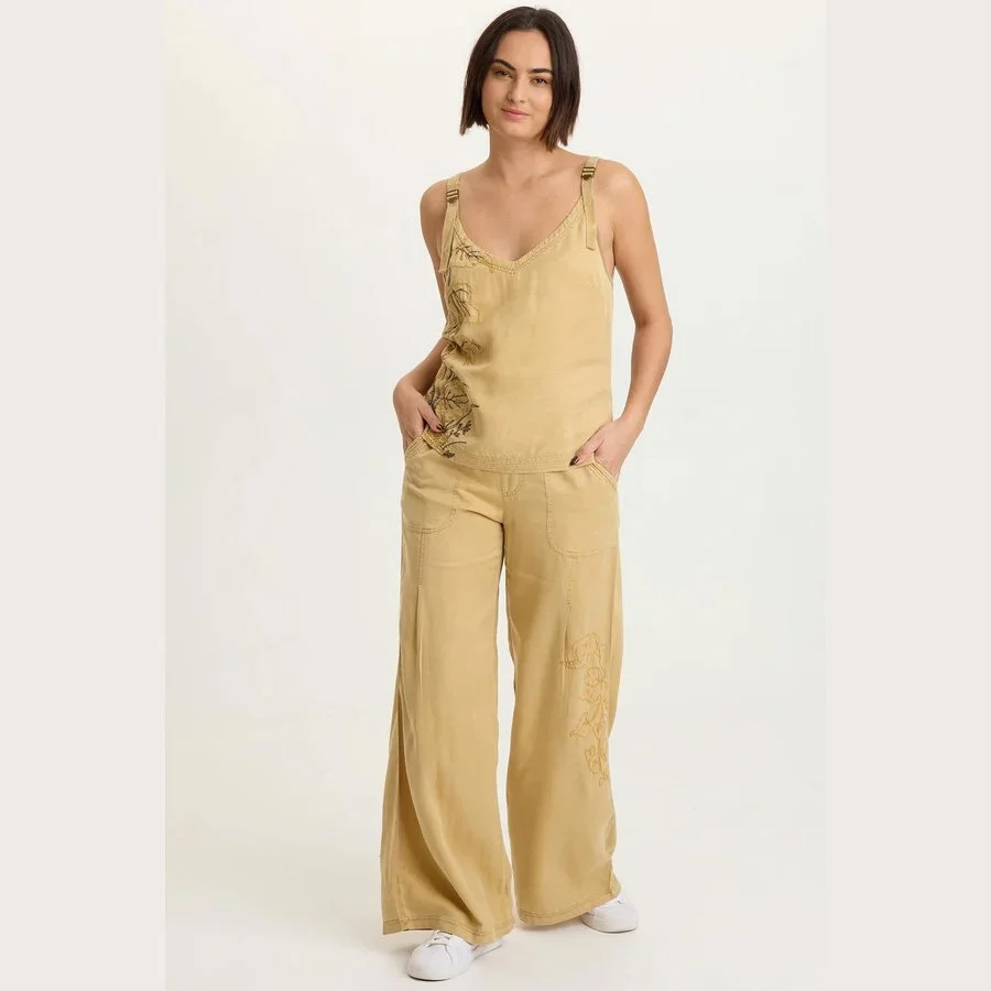 XCVI-embroidered-dacia-twill-pleated-pant-sepia-pigment-05.jpg