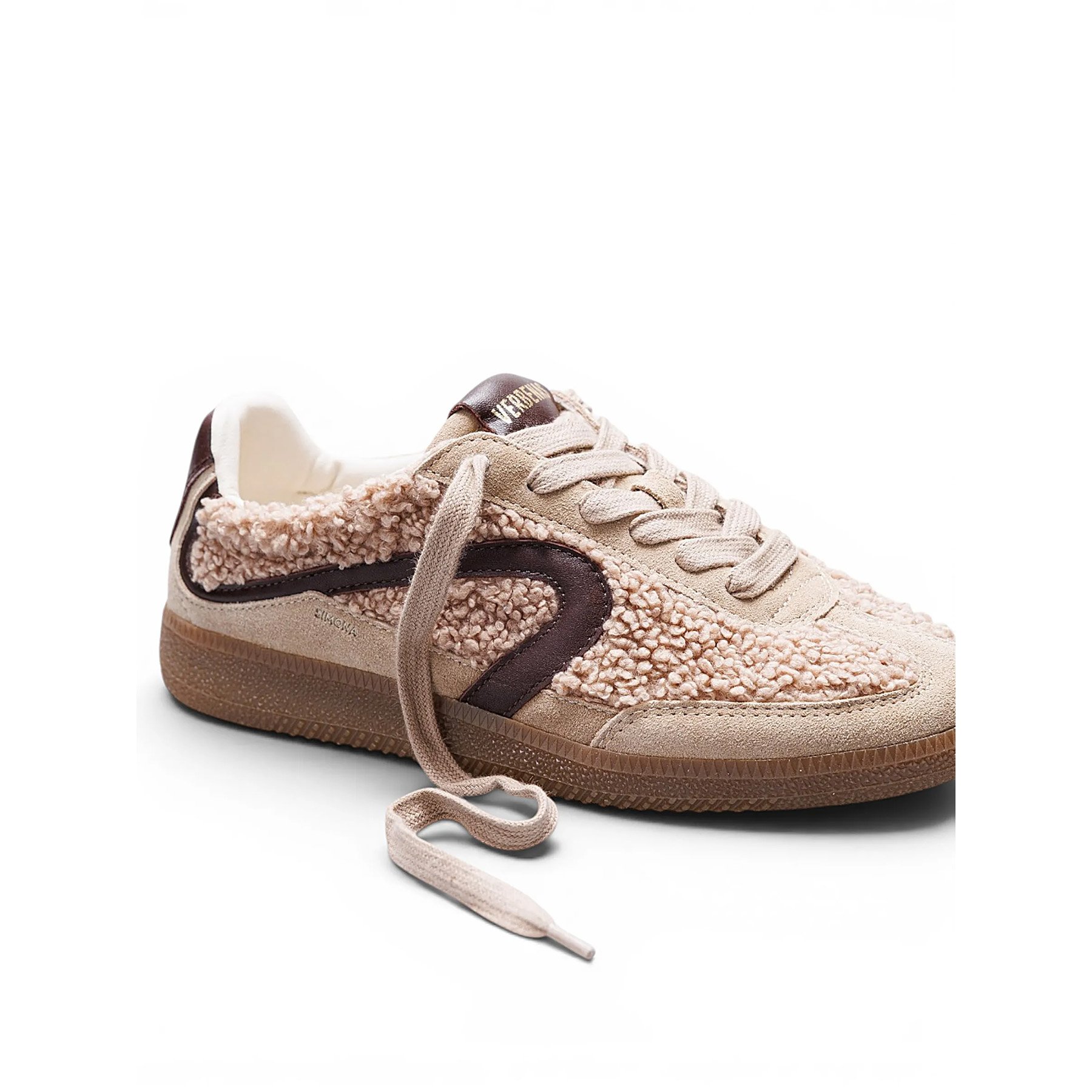 Verbenas-simona-nairobi-camel-04.jpg