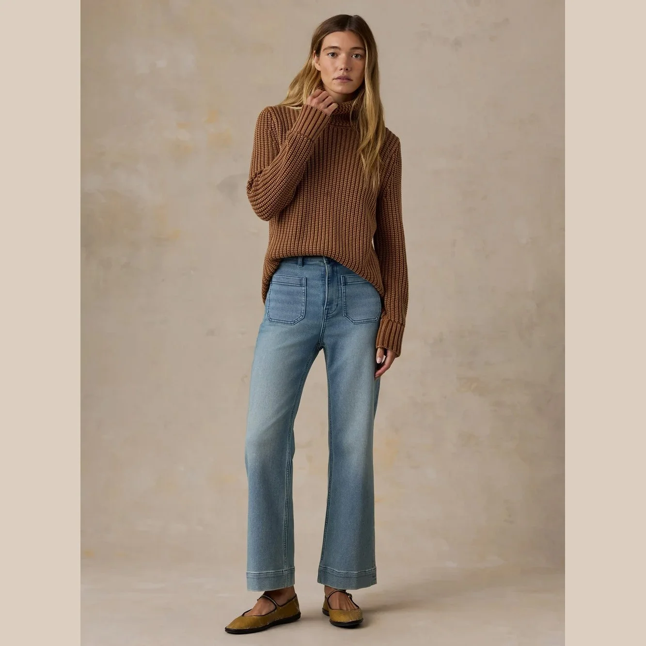Faherty-stretch-terry-patch-pocket-ankle-pant-eastern-shore-wash-01.jpg
