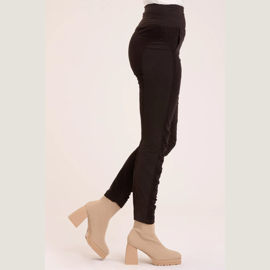 Wearables-cord-penny-legging-black-04.png