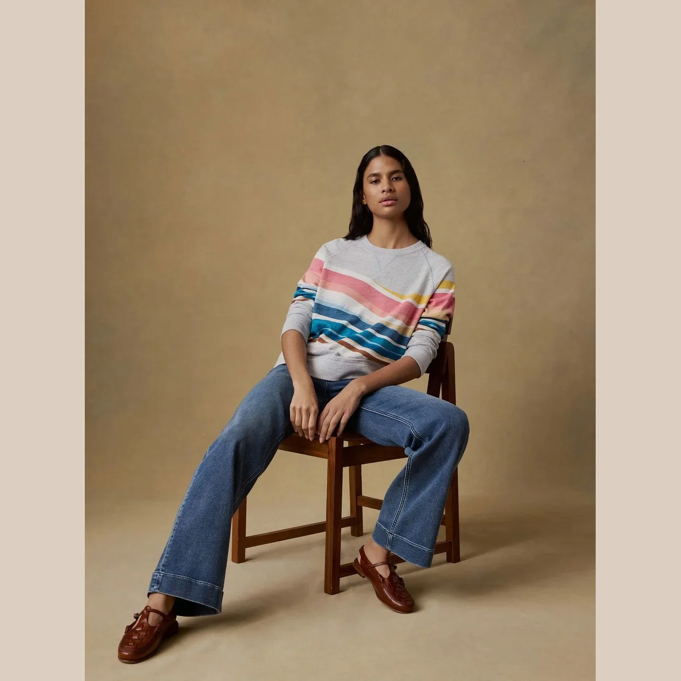 Faherty-sunwashed-slub-organic-crewneck-soleil-waves-01.jpg