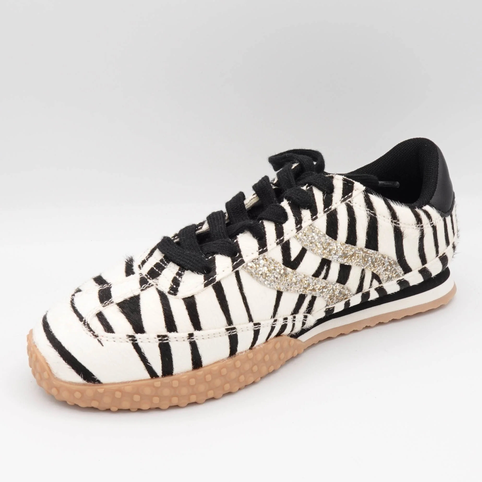 Gioseppo-halstad-sneaker-zebra-2.jpg