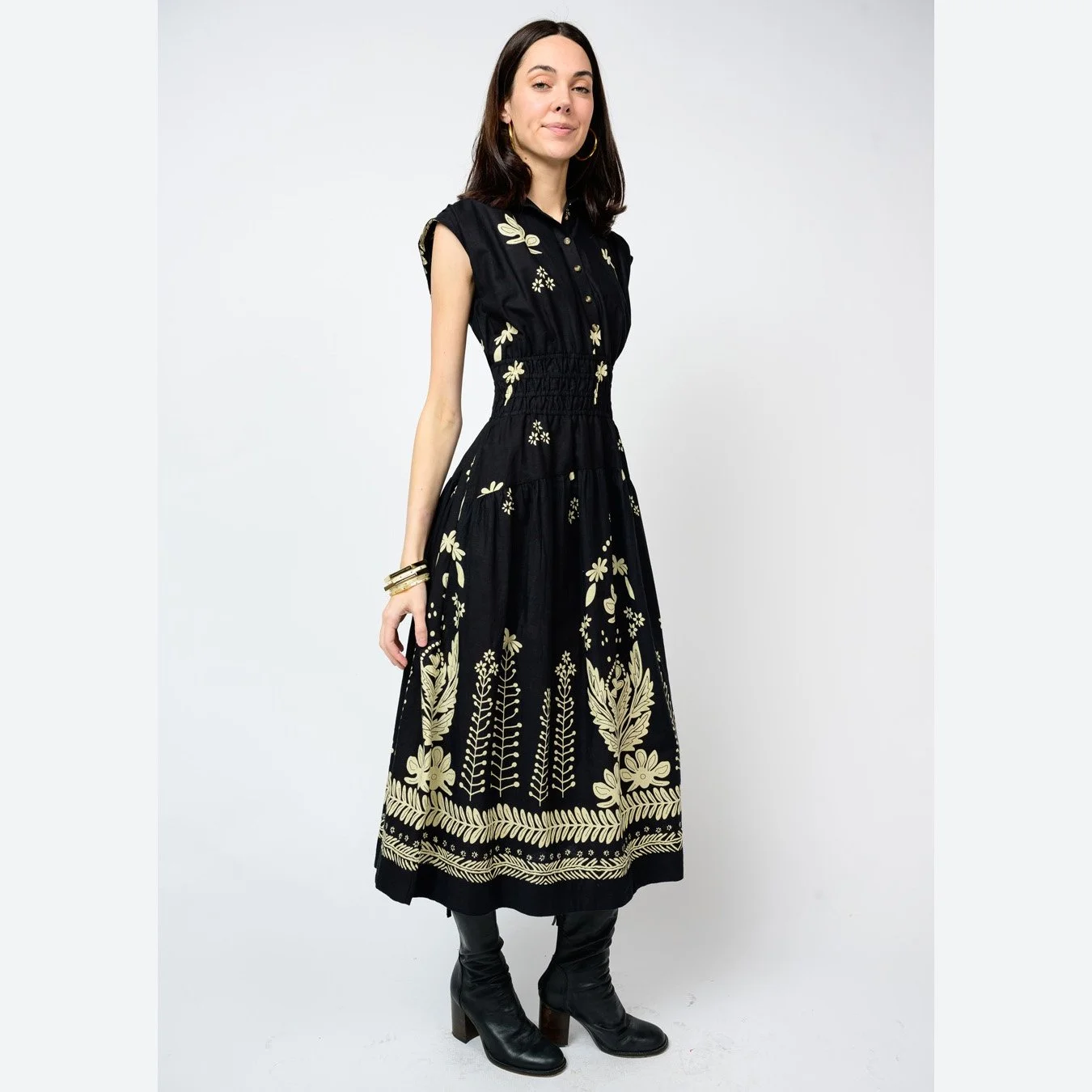 The bordering flowers dress in black by Uncle Frank