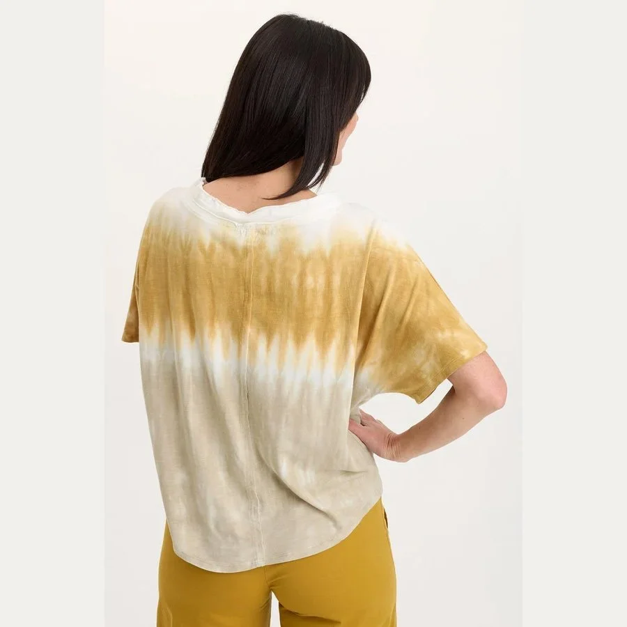 Wearables-lyra-jersey-boatneck-tee-paradox-wash-radiance-04.jpg