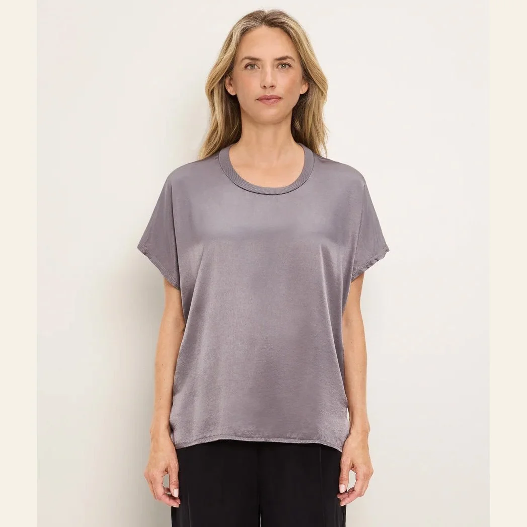 Michael-Stars-flow-satin-tee-thunder-01.jpg