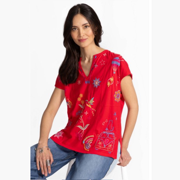 Easy paneled v-neck tee by Johnny Was in racing red color