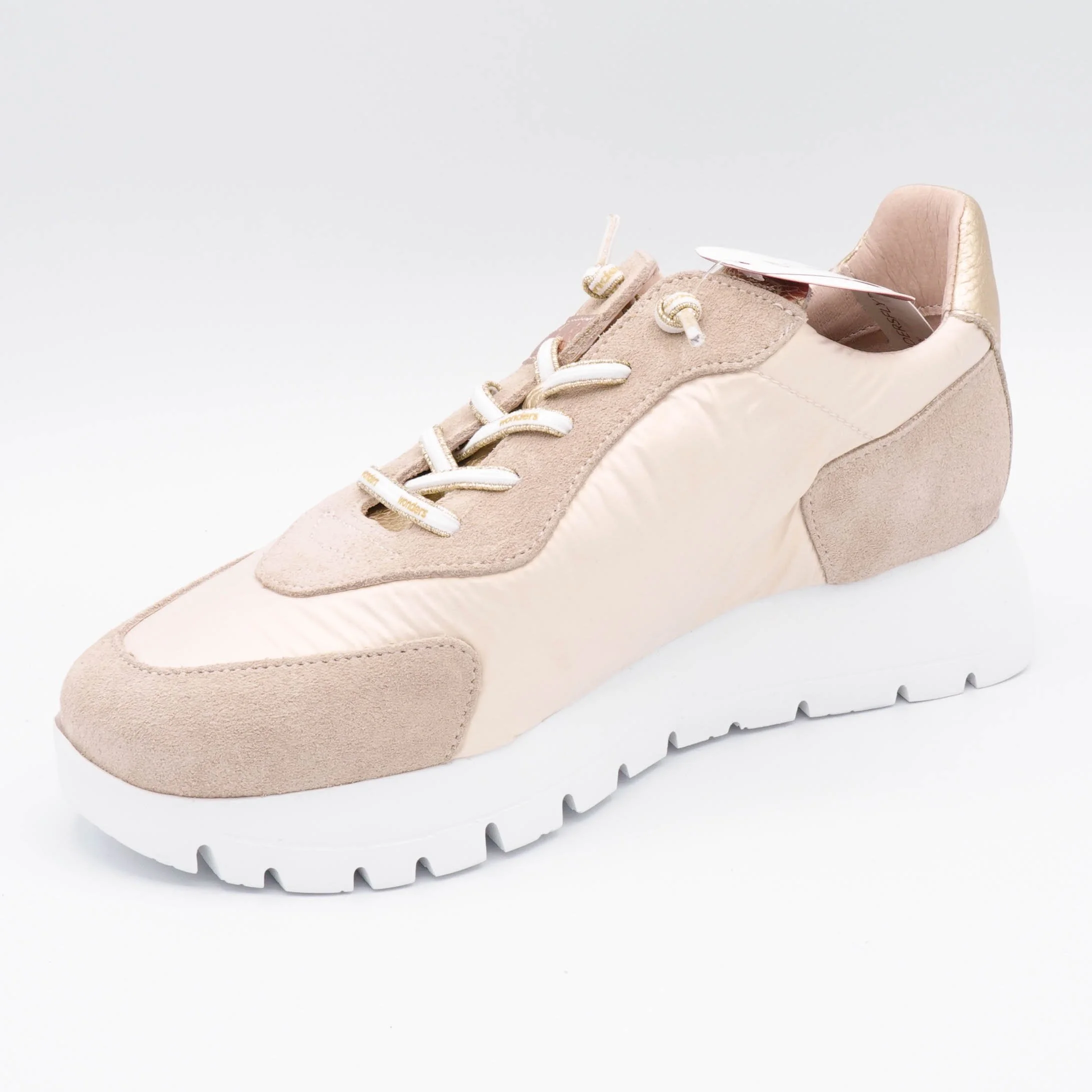 Wonders-oslo-sneaker-beige-celestial-2.jpg