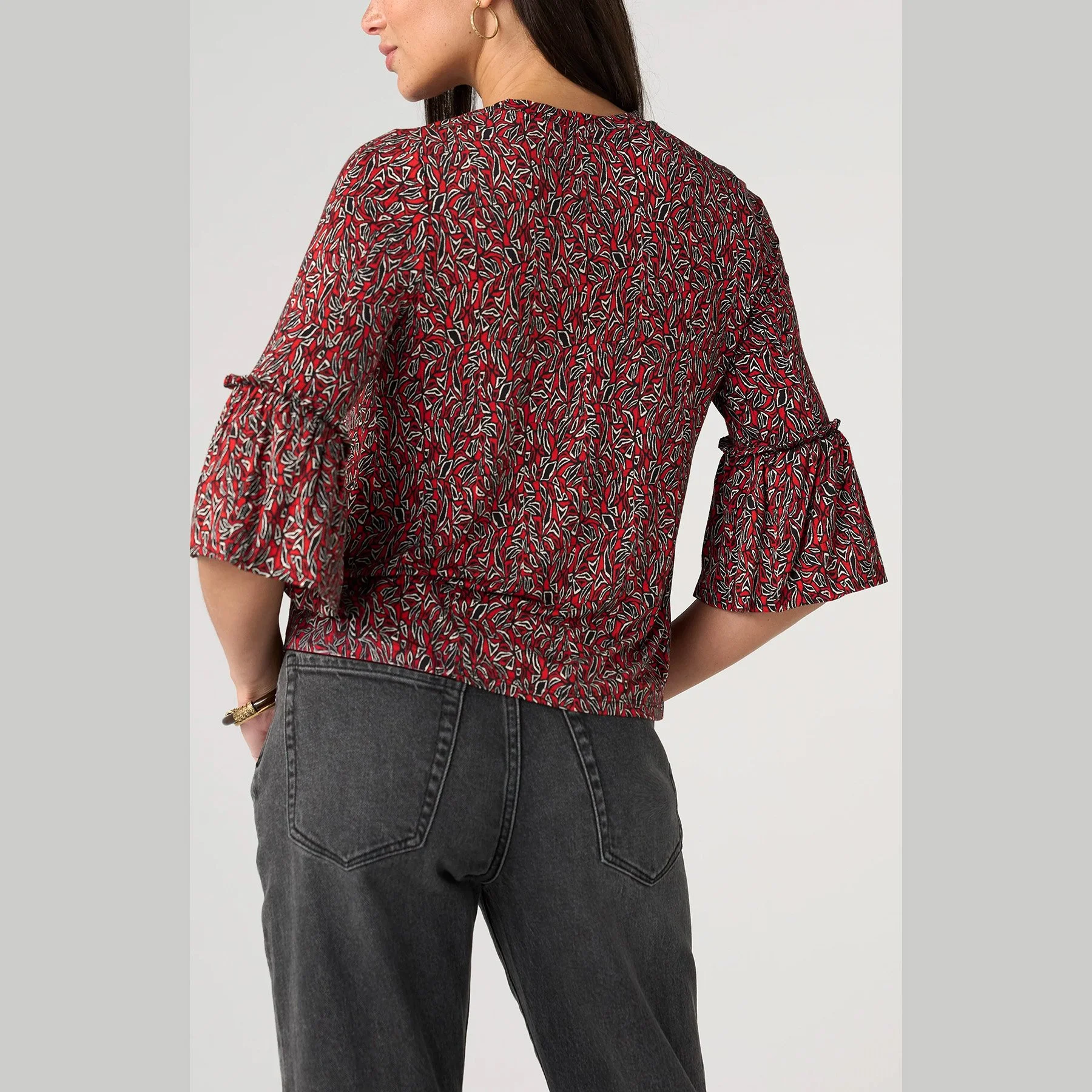 Liverpool-jewel-neck-flared-half-sleeve-knit-top-red-black-multi-02.jpg