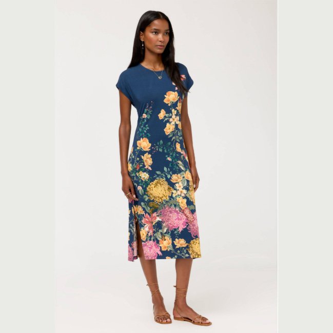 Johnny-Was-janie-favorite-keyhole-tee-dress-ballardi-scarf-02.jpg