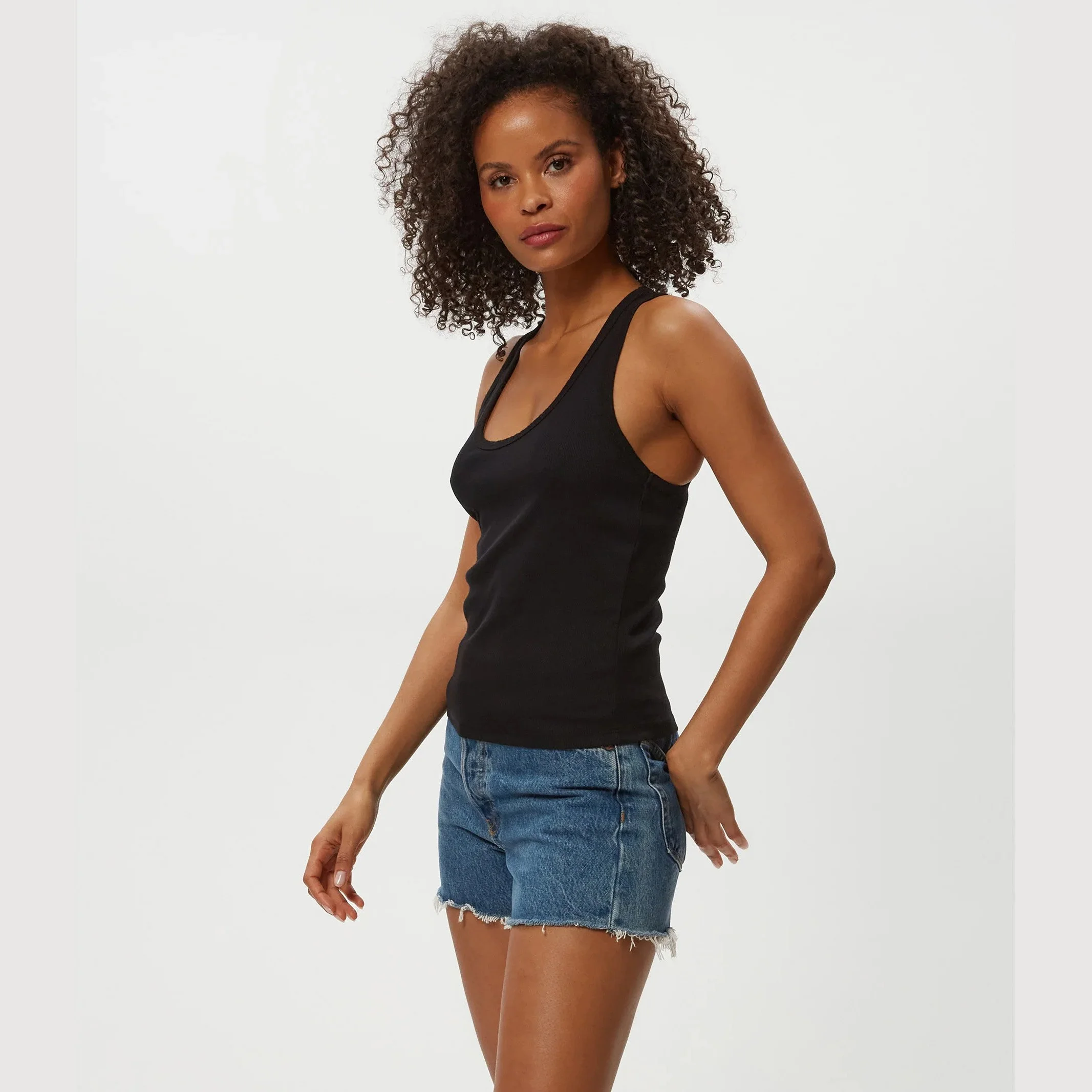 Michael-Stars-cher-scoop-neck-tank-black-03.jpg