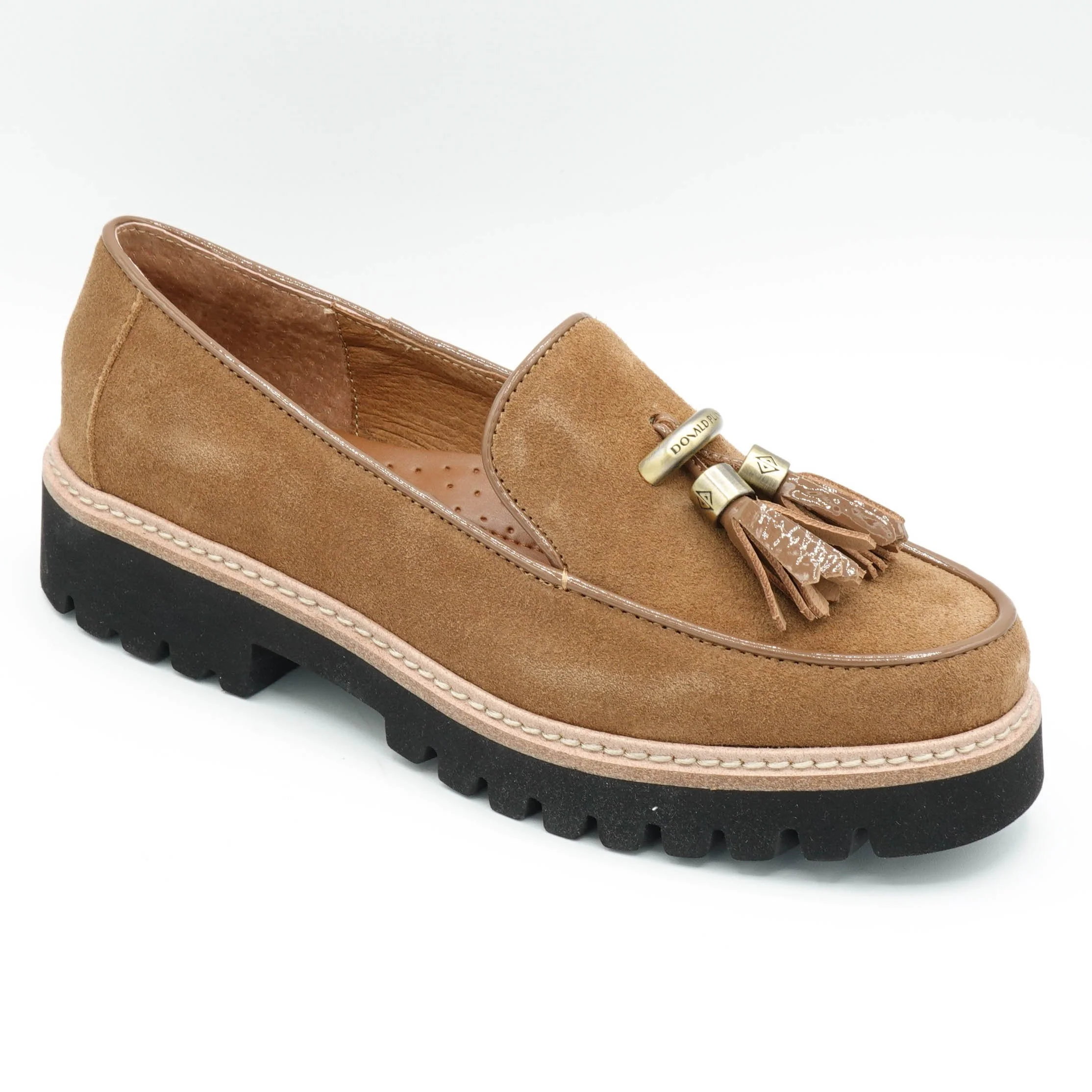 Donald-Pliner-hadi-loafer-with-tassels-saddle-1.jpg