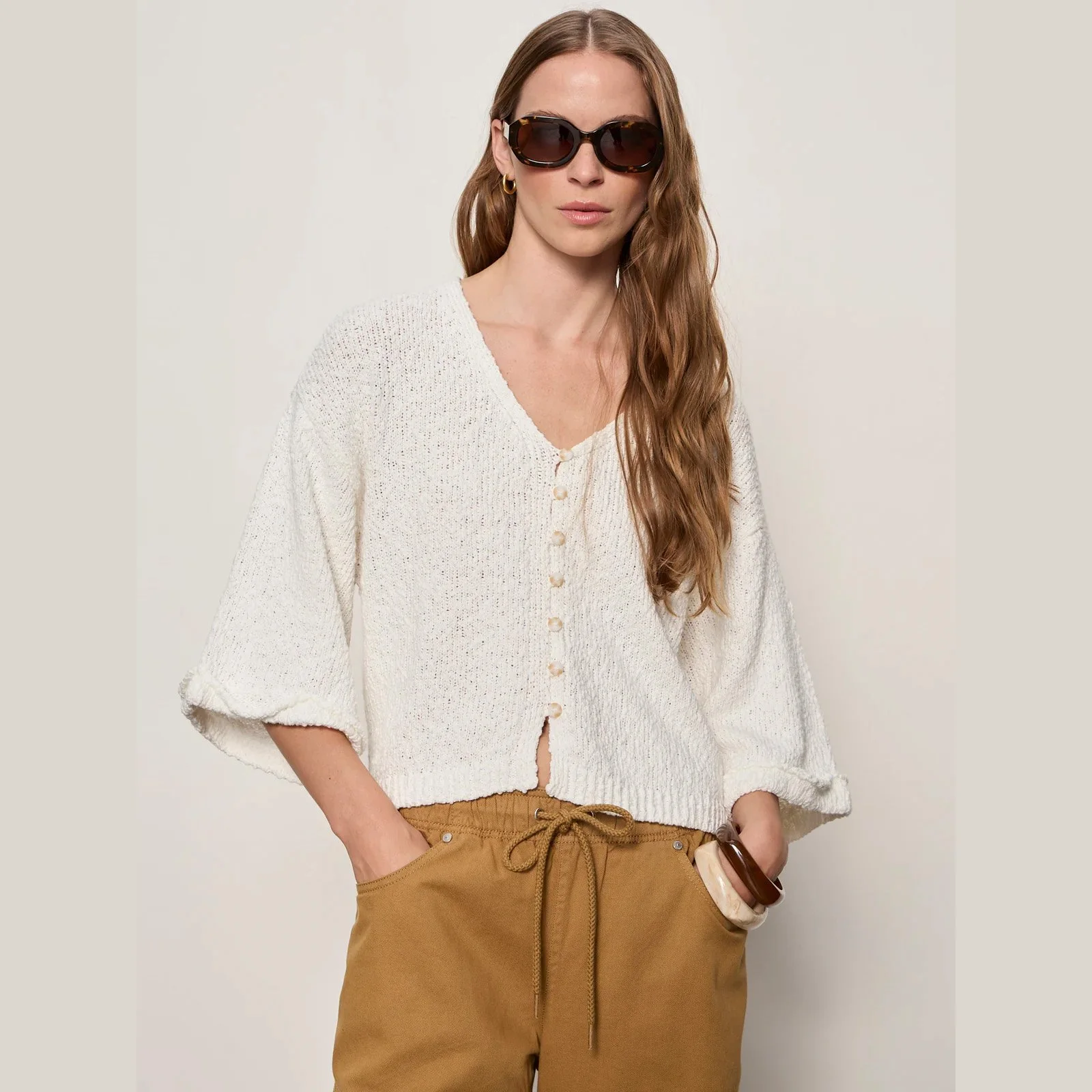 Sanctuary-im-yours-button-front-sweater-chalk-01.jpg