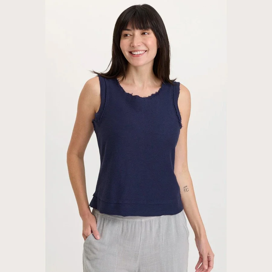 Wearables-ila-crepe-knit-raw-edge-tank-navy-01.jpg