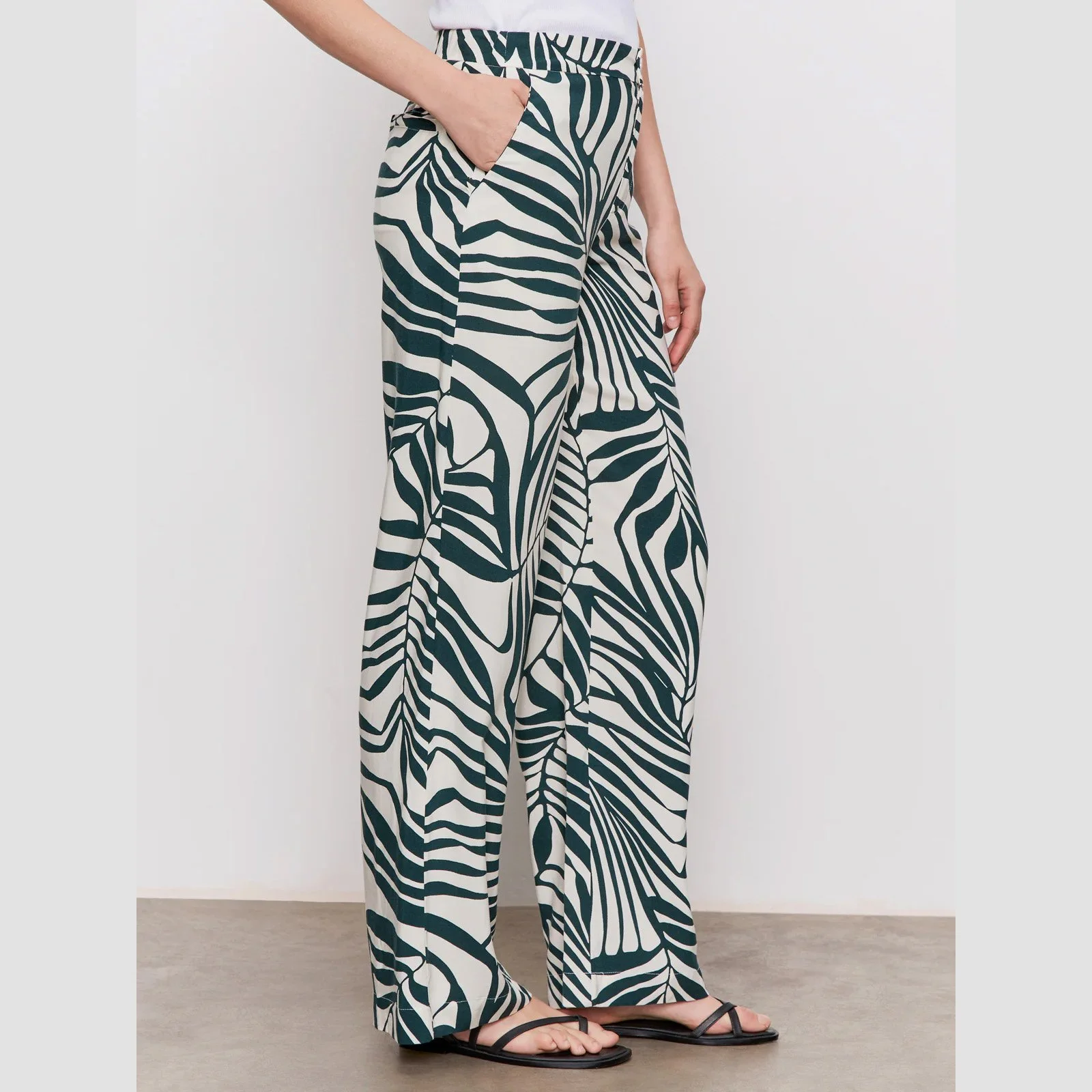 Sanctuary Clothing-the soft trouser in green oasis print/color combination