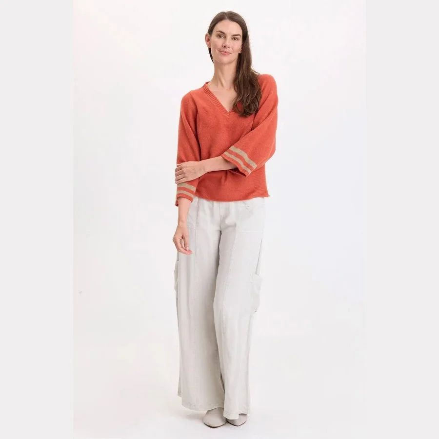 Wearables-jasper-racing-stripe-sweater-roulette-02.jpg