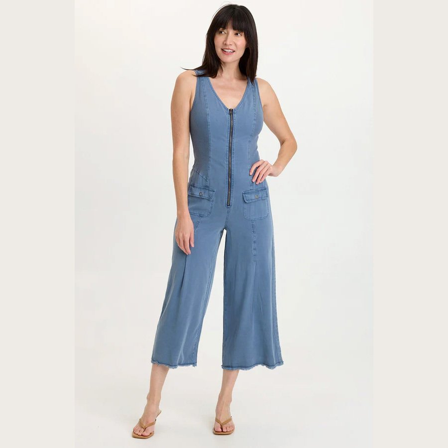 Wearables-linette-jumpsuit-hypnotic-pigment-01.jpg