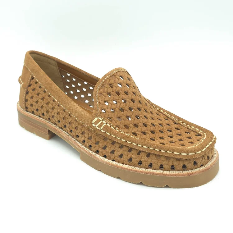 Donald J Pliner — Centro Shoes, Inc display picture 3
