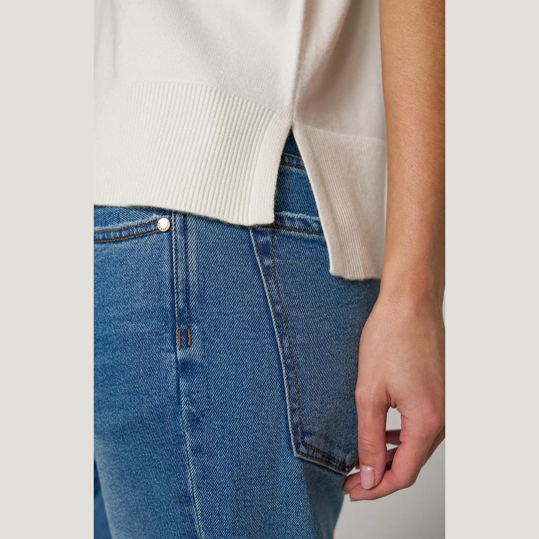 Liverpool-short-sleeve-vneck-popover-dolman-sweater-whipped-cream-03.jpg