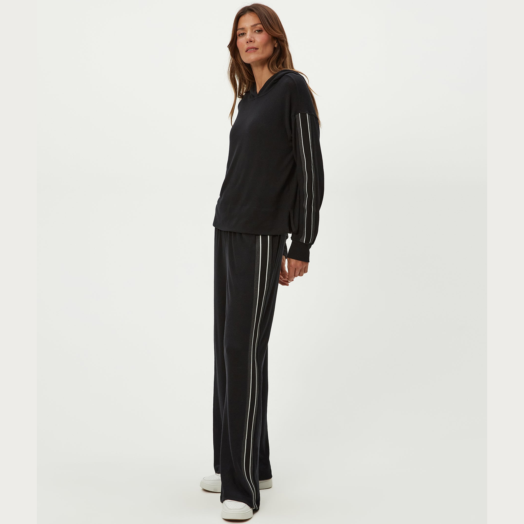 Michael-Stars-judy-track-pant-black-02.png
