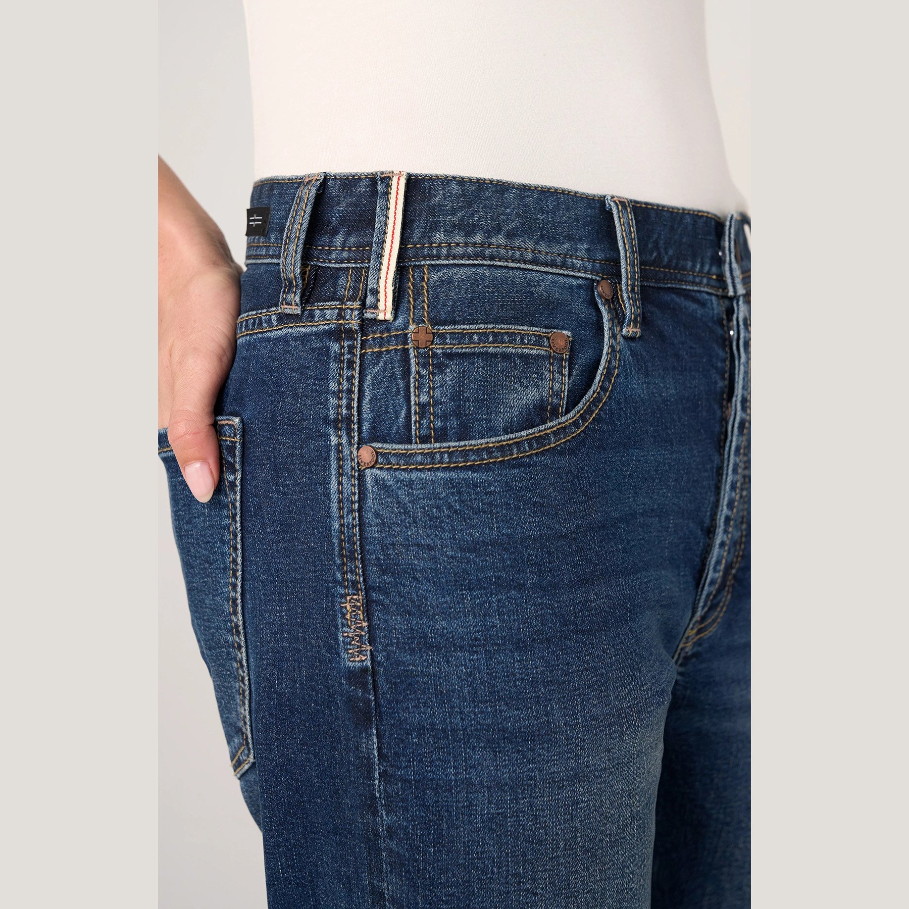 Liverpool-sloane-slouchy-girlfriend-cuffed-jean-comet-blue-03.jpg