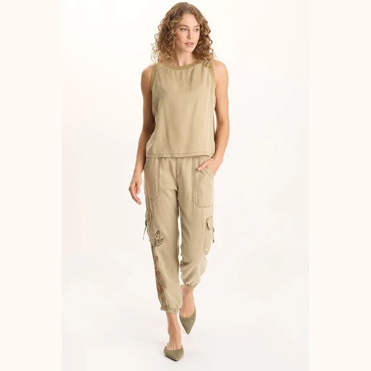 The katrine soft twill elevated tank in bistro pigment by XCVI
