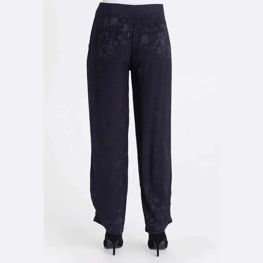 XCVI-tarquin-textured-satin-pleated-pant-midnight-blue-04.jpg