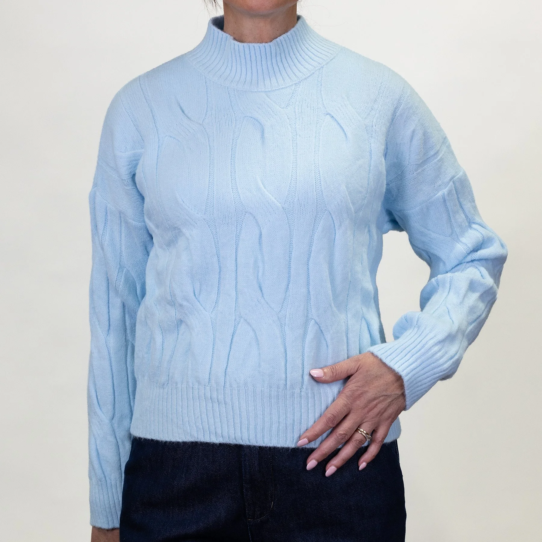 Astrid-etta-mock-light-blue-01.jpg