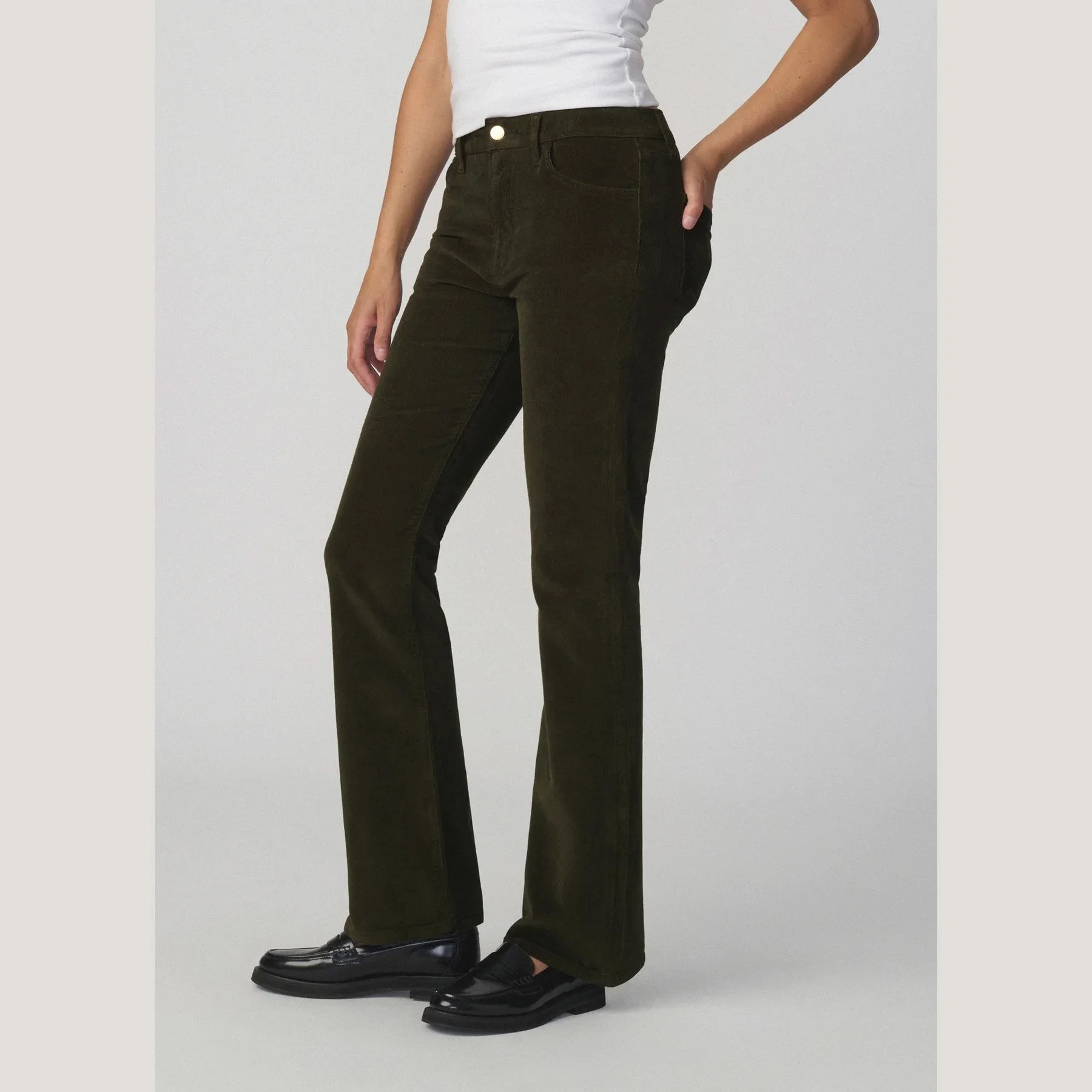 Joes-Jeans-corduroy-inez-olive-03.jpg